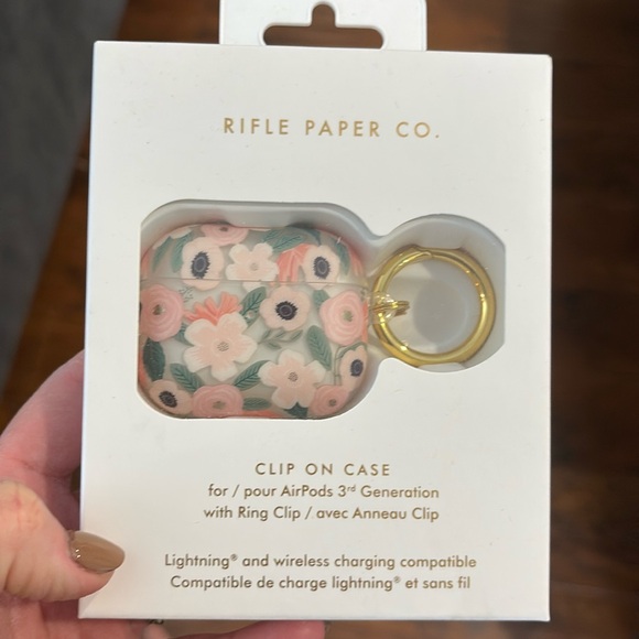 Rifle Paper Co. Other - NWT Rifle Paper Company Floral AirPod case